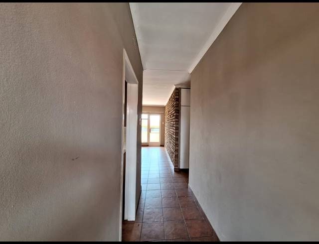 3 BEDROOM PROPERTY TO RENT IN GREENHILLS